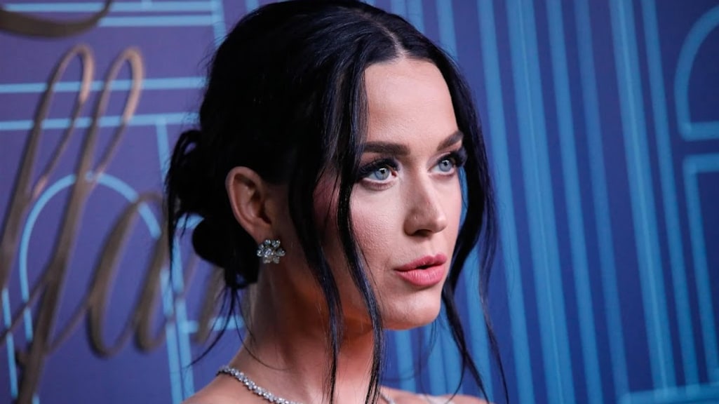 Katy Perry krijgt eigen dag naar zich vernoemd: 'Moet ik nu mijn tieten laten zien?'