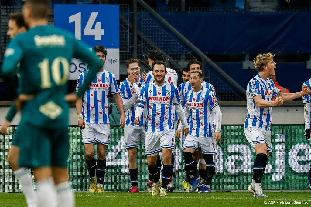 Heerenveen buigt snelle achterstand tegen PEC Zwolle om in winst