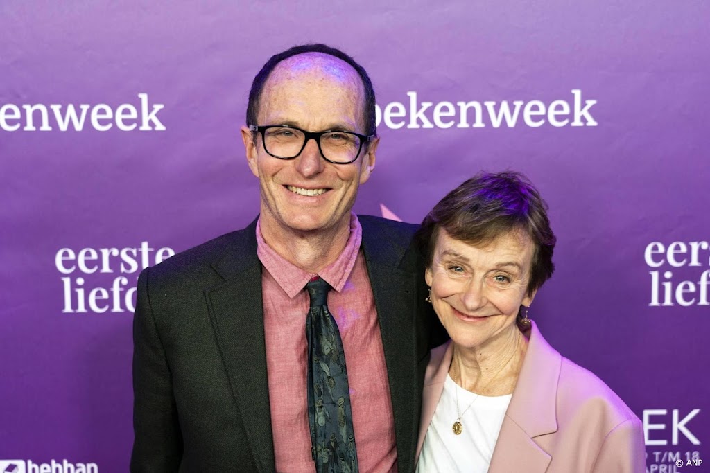 Nicci French na exact zes jaar opnieuw bovenaan Bestseller 60