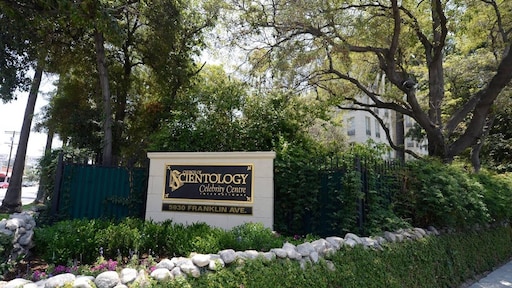 Misbruikte vrouwen klagen Scientology-aanhanger Danny Masterson aan