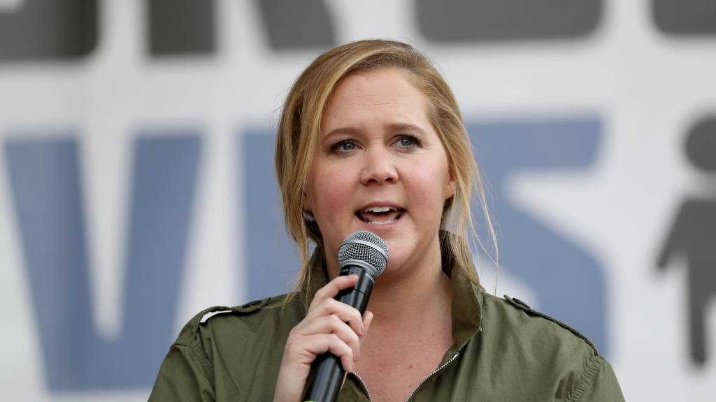 Zwangere Amy Schumer opgenomen in ziekenhuis