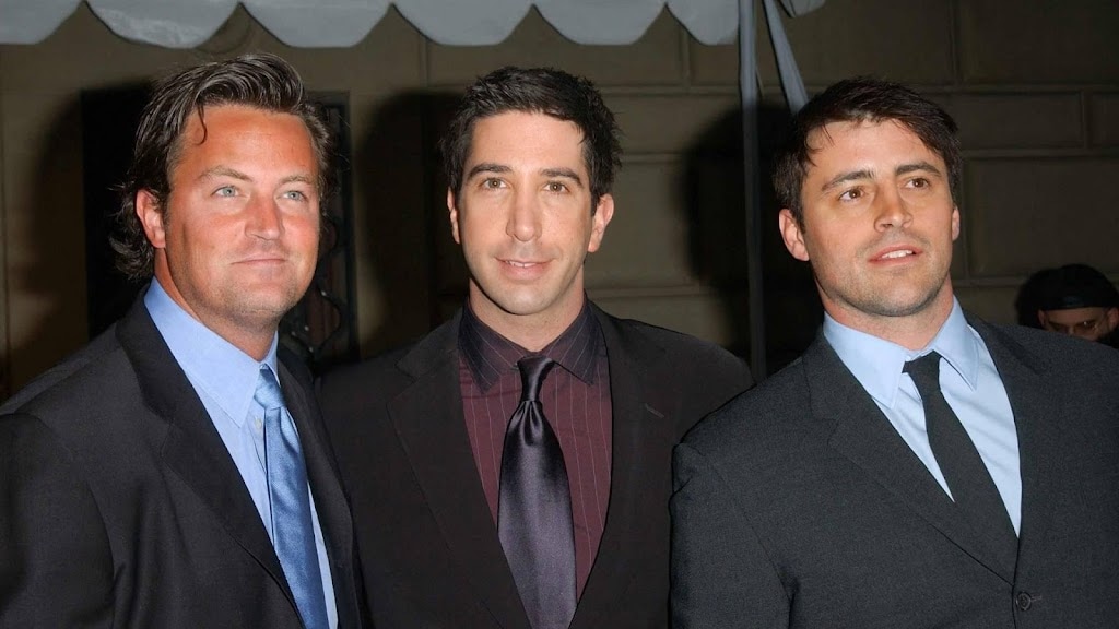 David Schwimmer bedankt Matthew Perry voor 'tien jaar lachen'