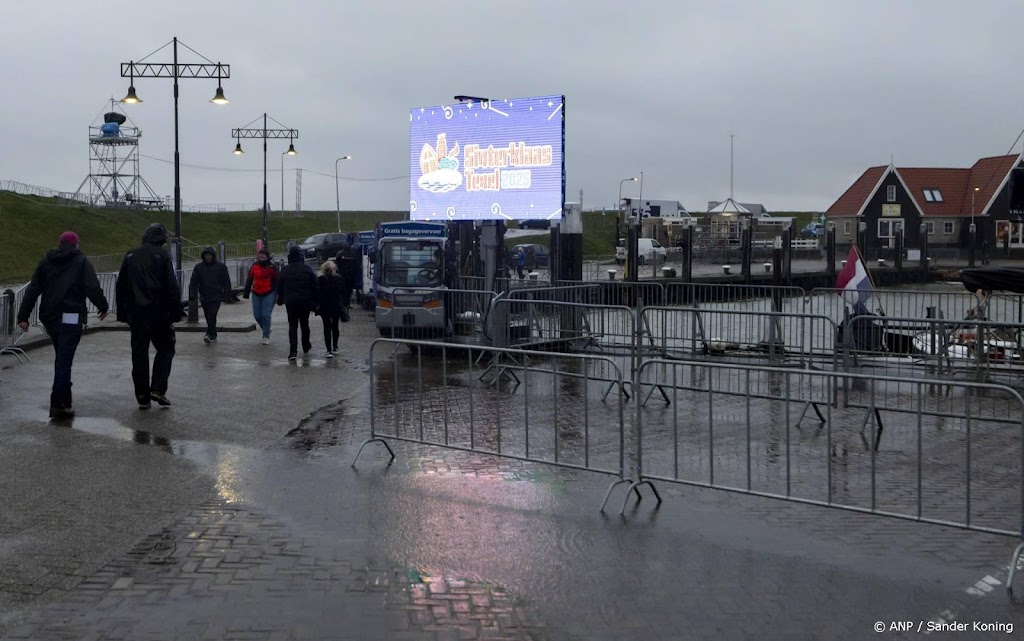 Haven Oudeschild op Texel loopt vol voor sinterklaasintocht