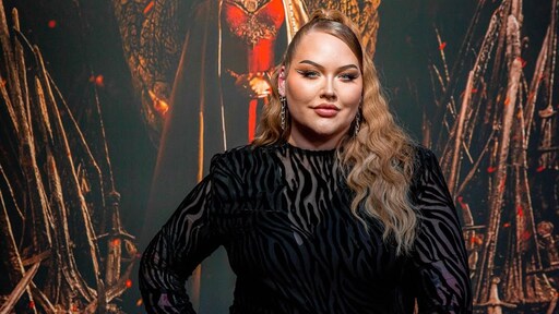 Nikkie de Jager eerste transvrouw op Cosmo-cover Middle East