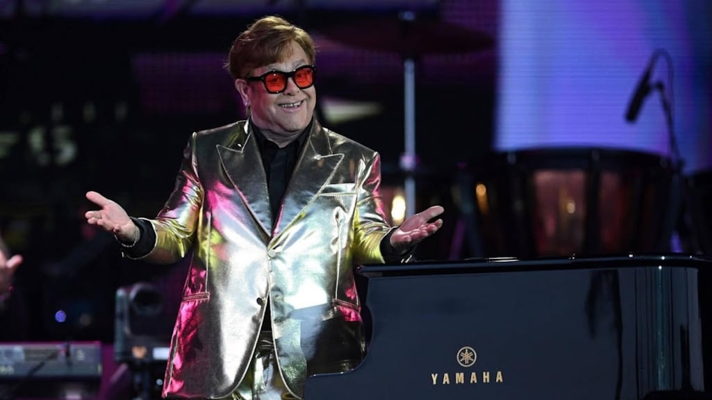 Elton John voegt zich bij prestigieuze EGOT-club