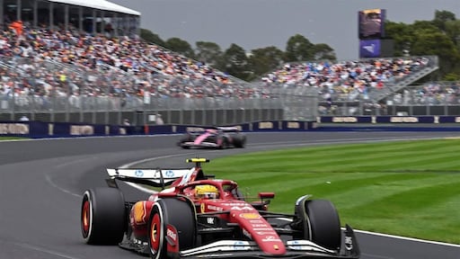 Hamilton worstelt met Ferrari: auto wil telkens muur inrijden