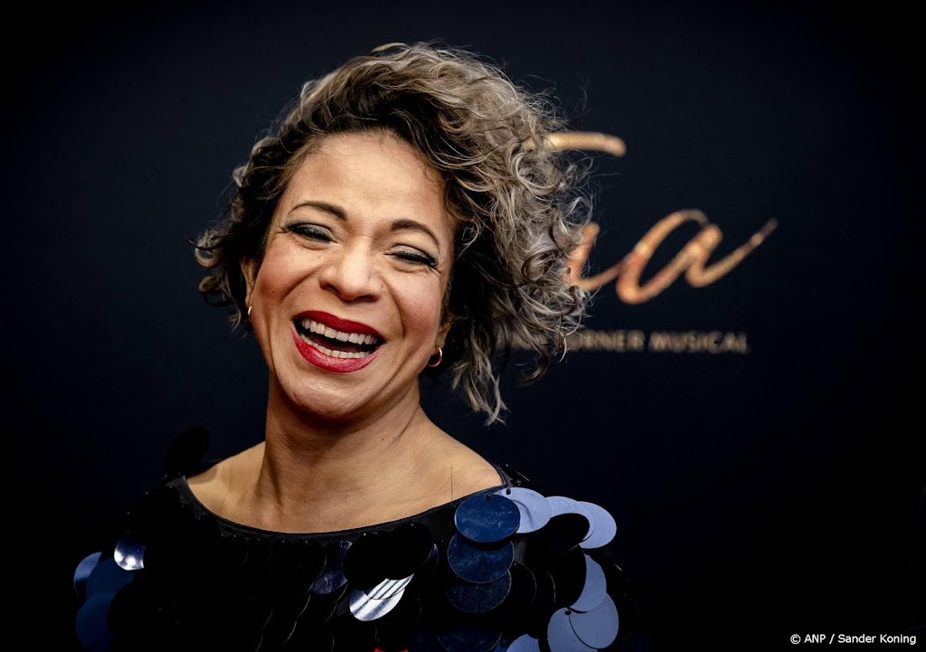 Nurlaila Karim en Richard Spijkers in musical CATS