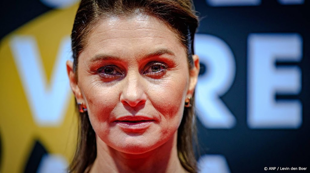 Mark Rietman en Fockeline Ouwerkerk in Sherlock Holmes