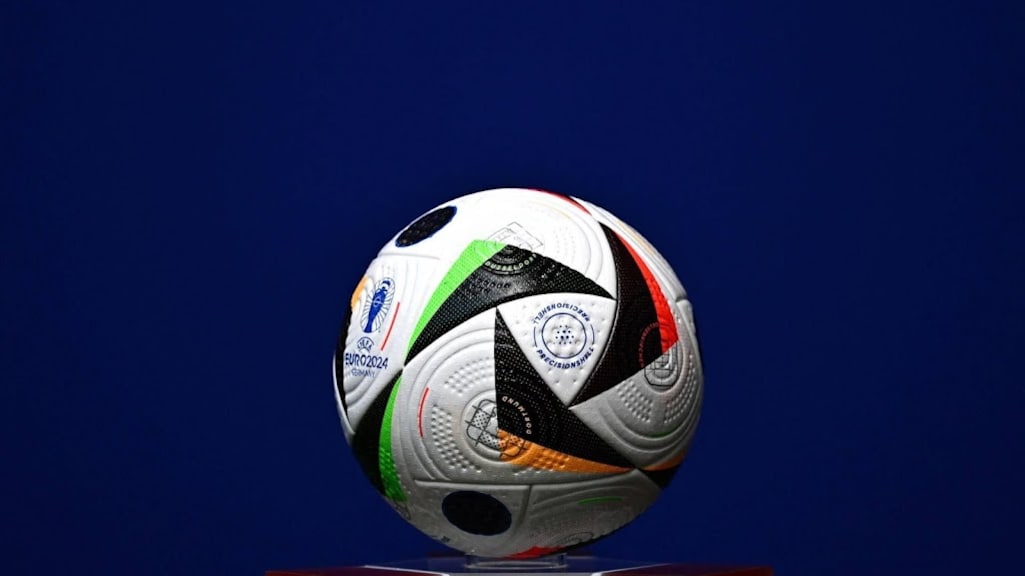 NLZIET kampt met storing bij aftrap Nederland-Polen