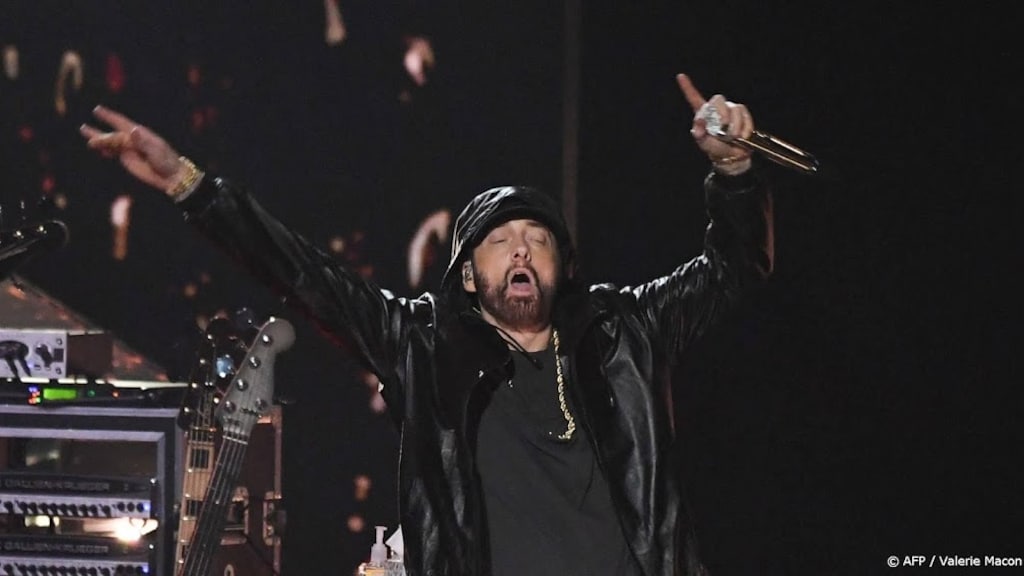 Eminem duikt op als verrassingsact bij concert Ed Sheeran