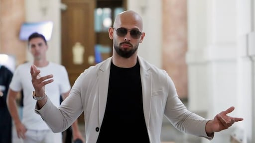 Roemeense rechter schrapt bewijsmateriaal tegen Andrew Tate deels