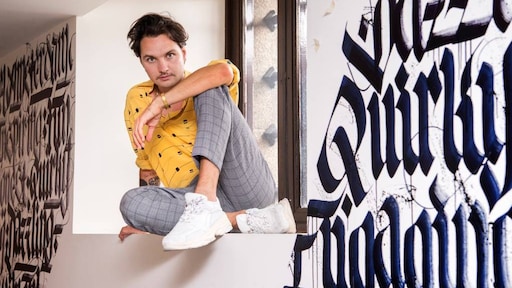 Buitenland lonkt naar Jett Rebel