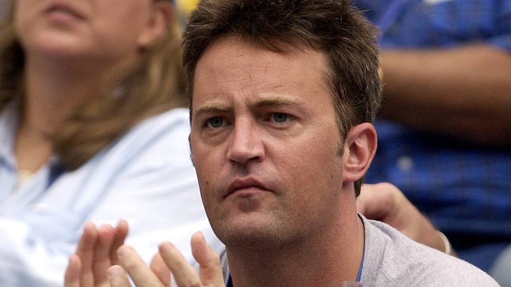 Matthew Perry lag drie maanden in het ziekenhuis