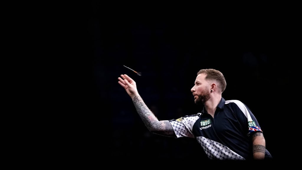 Noppert klopt landgenoot Van der Velde in eerste ronde WK darts