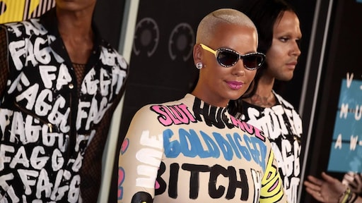 Amber Rose neemt afstand van oude Kardashian-tweet na ophef