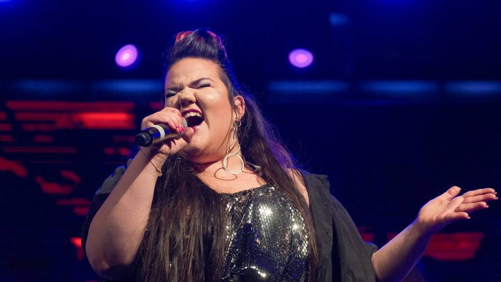 Netta leert minister-president kippendans