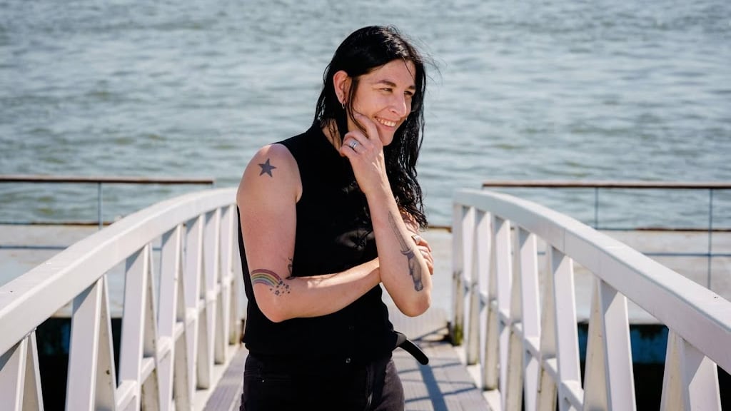 Gordon, Anouk en déze BN'ers in nieuwe reeks Boerderij van Dorst