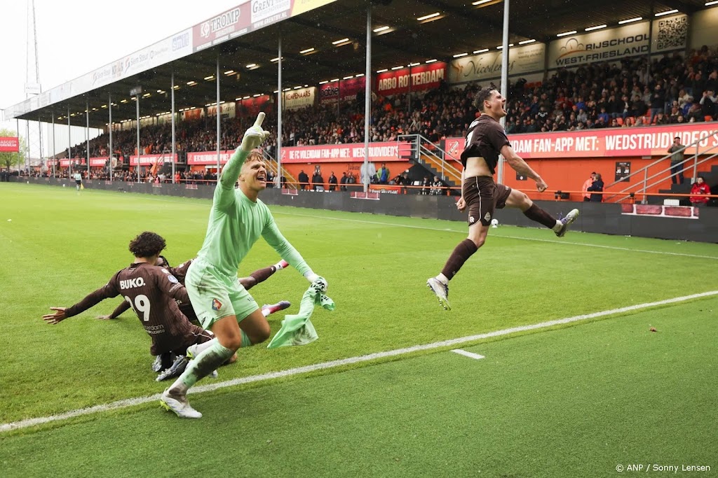 Telstar handhaaft zich in Eredivisie, FC Volendam naar play-offs