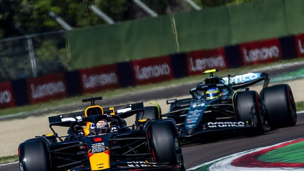 Alonso schrijft Verstappen nog niet af voor wereldtitel