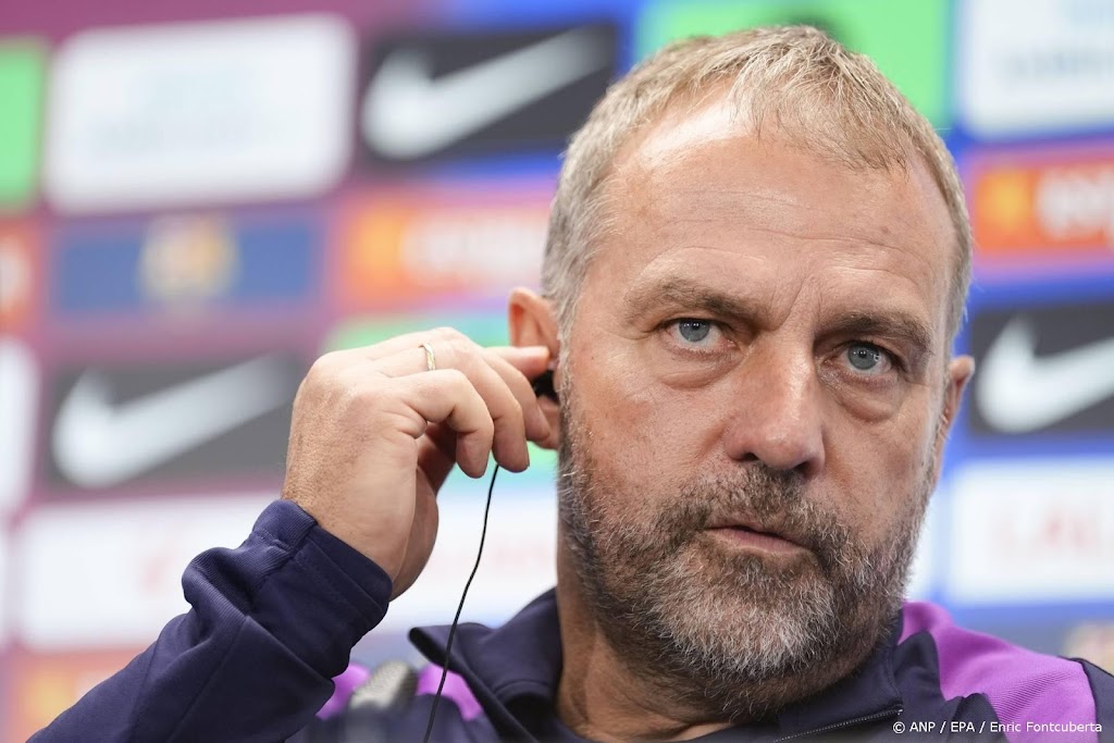 FC Barcelona-trainer Flick baalt van competitieduel in de VS