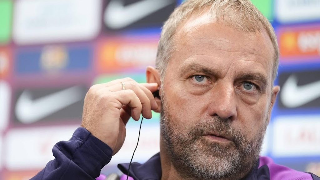 FC Barcelona-trainer Flick baalt van competitieduel in de VS