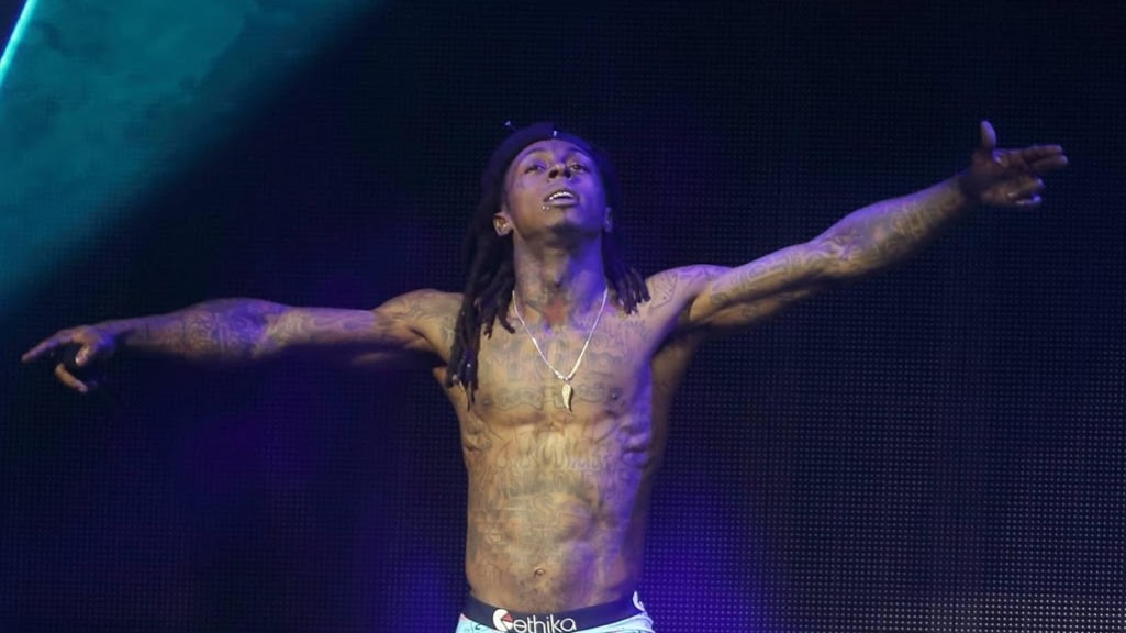 Rapper Lil Wayne aangeklaagd wegens wapenbezit