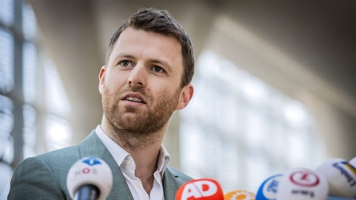 AD: 'Publicatieverbod opnames Peter R. de Vries muilkorf-poging'