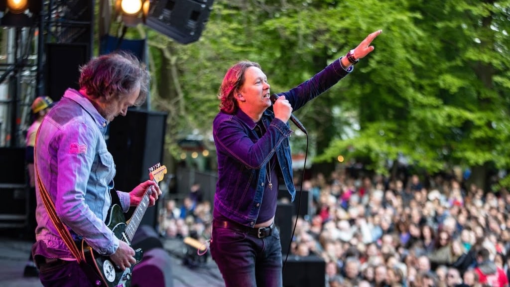 Van Dik Hout brengt single uit geïnspireerd door overleden drummer