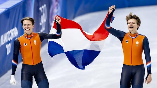 Bekijk hier hoe Melle en Jens van 't Wout zilver en brons pakten op de 500 meter