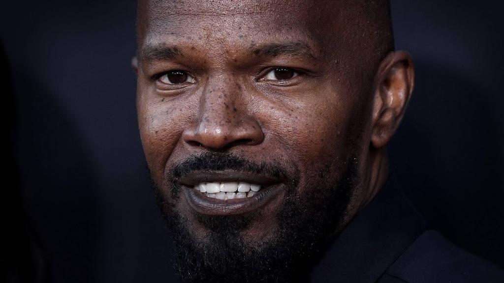 Jamie Foxx nog altijd in ziekenhuis: 'Doen allerlei tests'