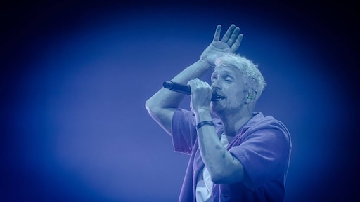 Chef'Special verplaatst clubtour: zanger Joshua Nolet heeft hernia