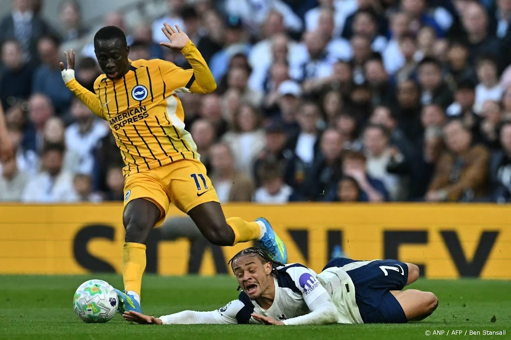 Tottenham geeft belangrijke zege uit handen in degradatiestrijd