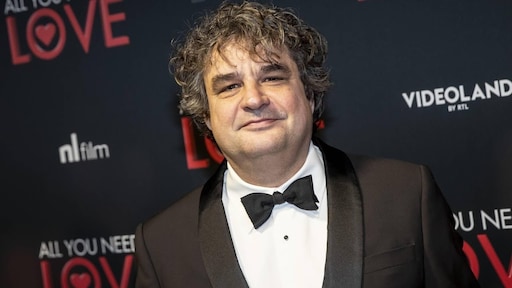 Frank Lammers geeft kabinet steek onder water in Televizier-speech