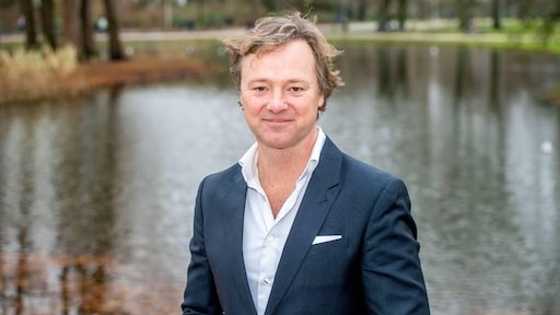 Frits Sissing presenteert ondanks quarantaine Musical Sing-a-Long