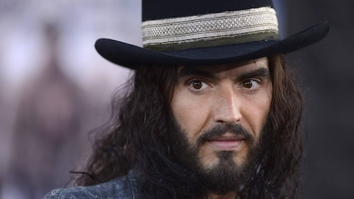 Russell Brand laat van zich horen na 'verontrustende week'