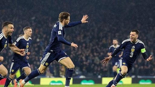 Schotten in extase: geplaatst voor WK ten koste van Denemarken