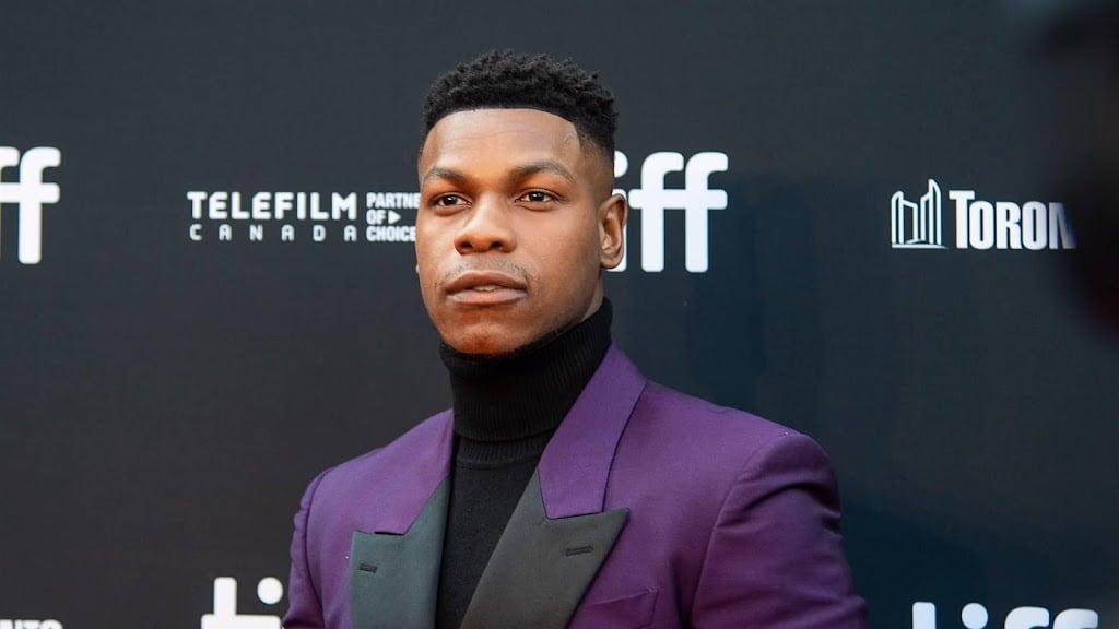 John Boyega niet meer boos om Star Wars: 'Man van mij gemaakt'