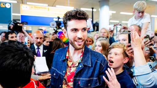 Massaal onthaal voor Duncan Laurence