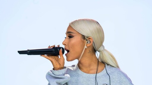 Ariana Grande reageert op beschuldiging van omkoping