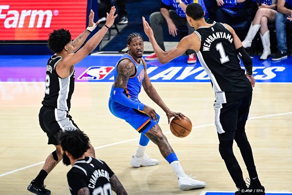 Voorsprong basketballers San Antonio in finale Western Conference