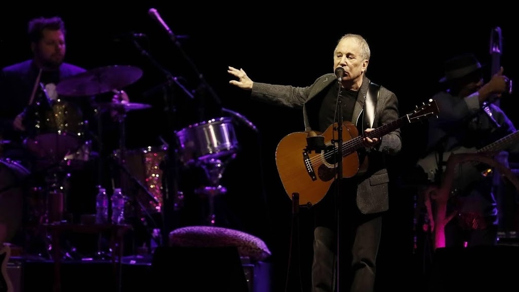 Fan verzocht Paul Simon Lion King te zingen