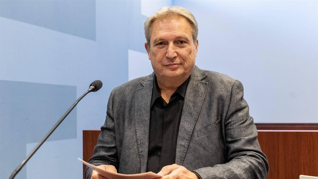 Rechter wil Rob Van Someren gelijk geven in kort geding over radioshow