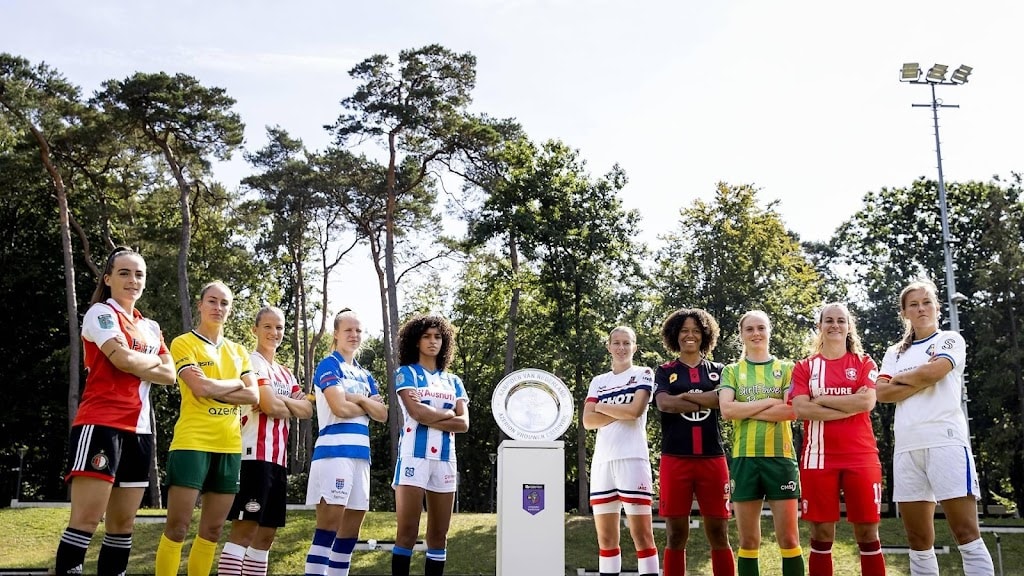 Clubs mogen straks ook alleen professioneel vrouwenvoetbal spelen