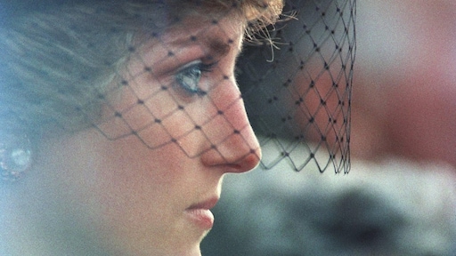 Spencer: koningin Elizabeth wilde Diana na dood titel teruggeven