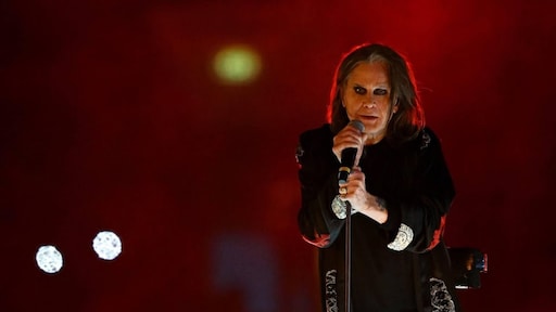 Aanklacht ingetrokken tegen man die bloemen Ozzy Osbourne meenam