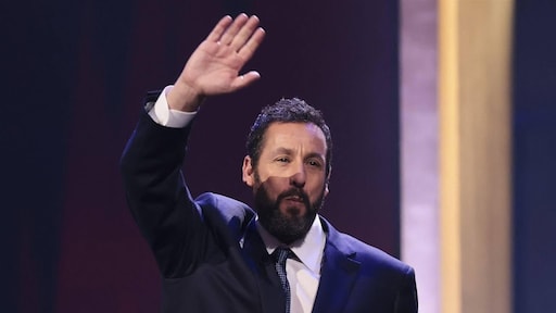 Adam Sandler stopt show wegens 'medisch noodgeval'