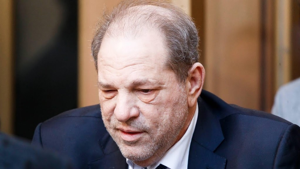 Harvey Weinstein heeft geen corona, maar blijft gemonitord worden