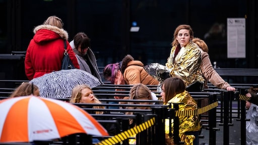 Fans staan uren in de rij voor Jonas Brothers