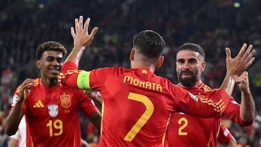 La Spagna batte i campioni in carica dell'Italia con un autogol Notizie RTL La Spagna batte i campioni in carica dell'Italia con un autogol Notizie RTL