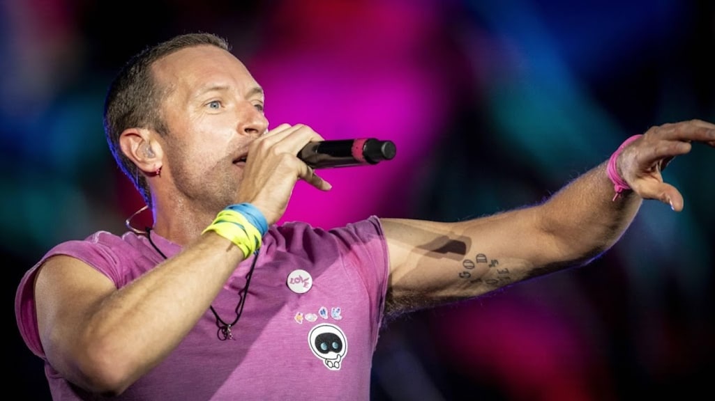 Coldplay brengt oude albums opnieuw uit op lp's van gerecycled plastic